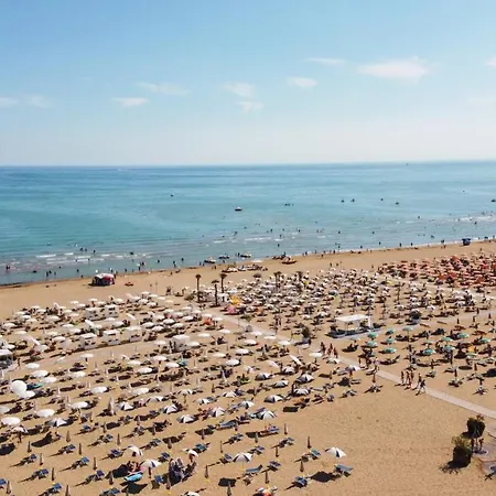 Summer Time Family Apartment Bibione