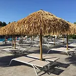 Summer Time Family Apartment *