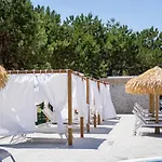 Summer Time Family Apartment *