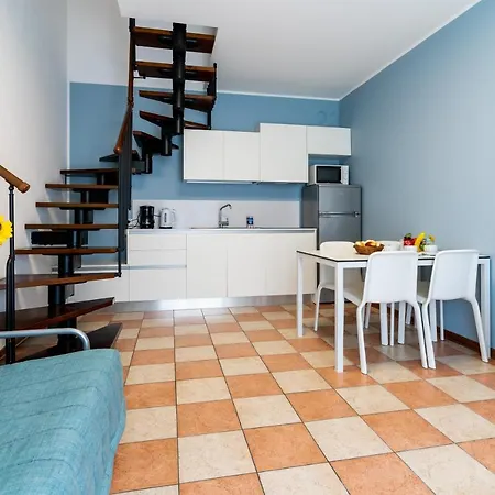 Summer Time Family Apartament *